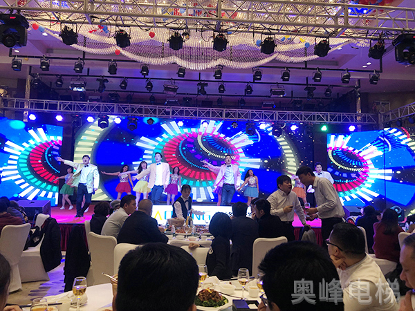 團(tuán)隊(duì)風(fēng)采14